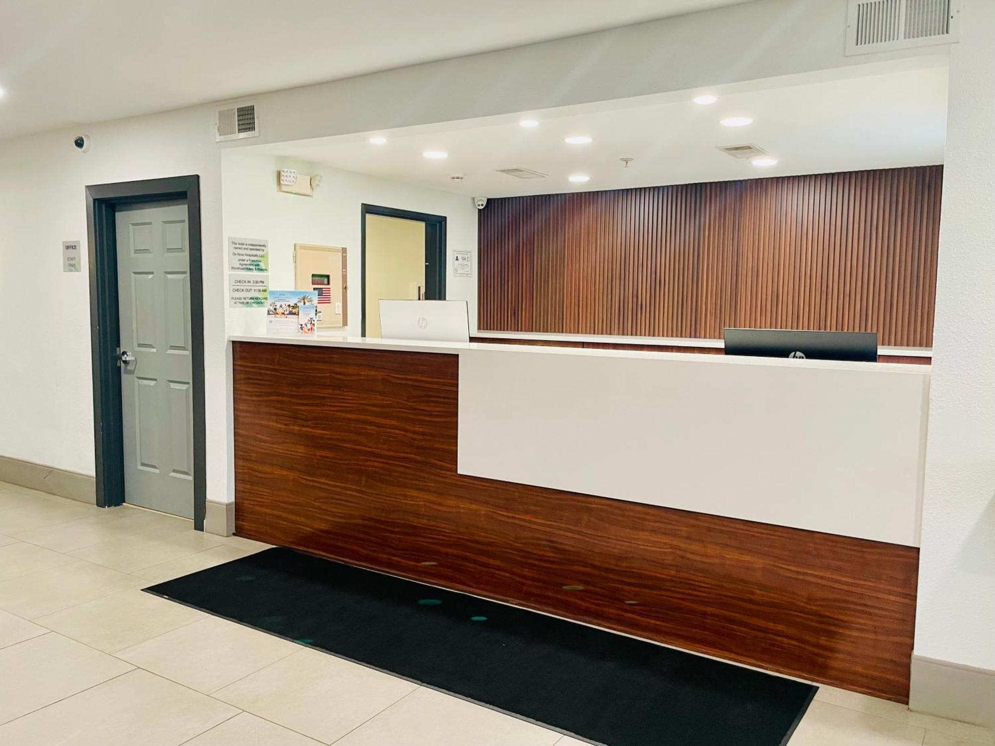Hotel Wingate By Wyndham Matthews, Nc Exterior foto